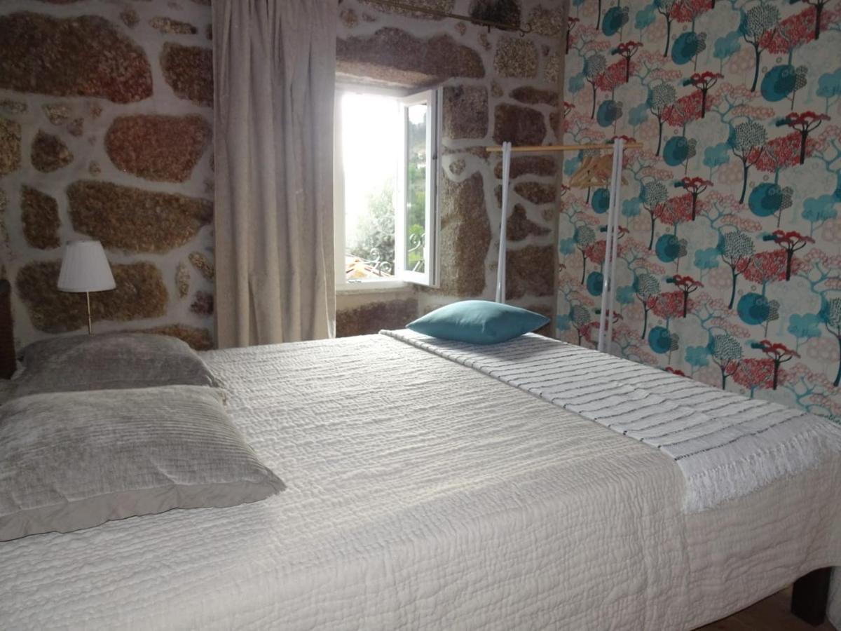 テーラス・デ・ボウロ A Casa Com 2 Pereiras Bed & Breakfast エクステリア 写真