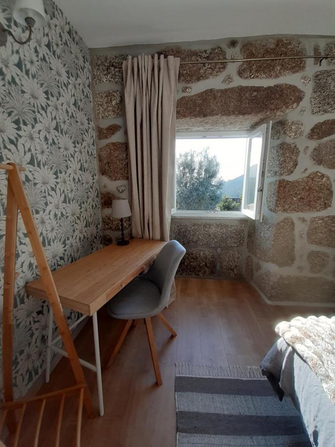 テーラス・デ・ボウロ A Casa Com 2 Pereiras Bed & Breakfast エクステリア 写真